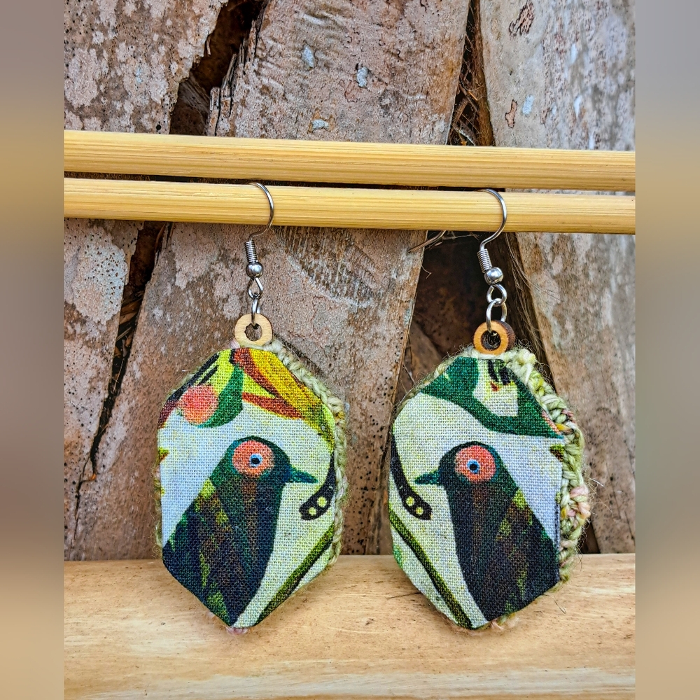 Green Knit Hexagon Earrings with Hand Embroidery Elements and a Bird-Shaped Bead - Picture 14 of 16